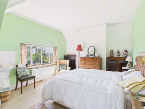 Bedroom- click for photo gallery